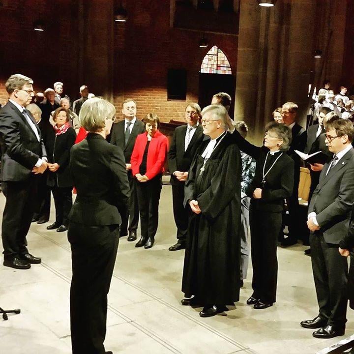 Błogosławieństwo dla nowego prezesa Rady EKD, ks. bp Heinricha Bedforda-Strohma