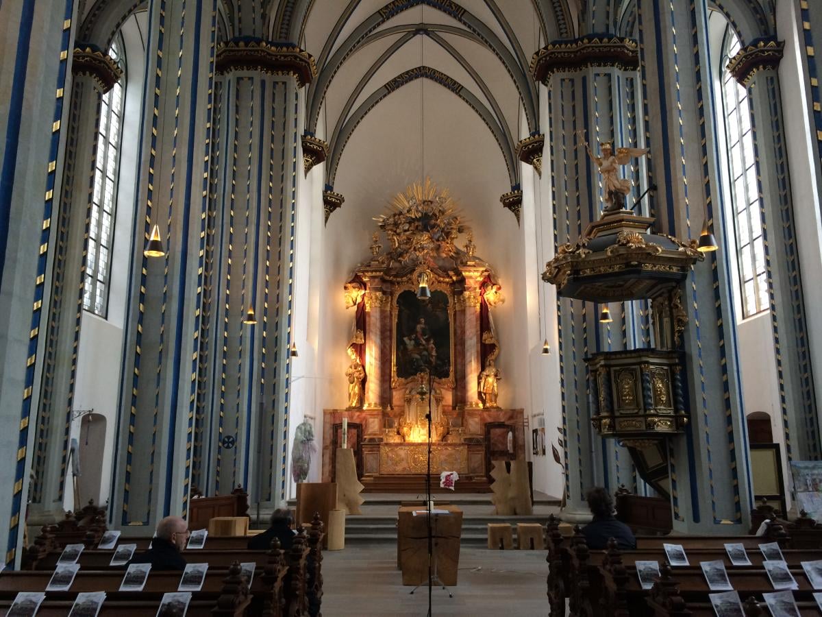 wnętrze katedry starokatolickiej w Bonn