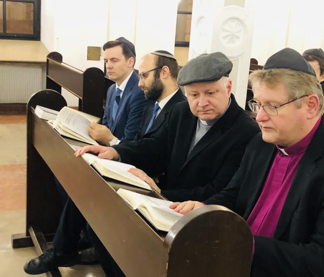modlitwa o pokój w warszawskiej synagodze