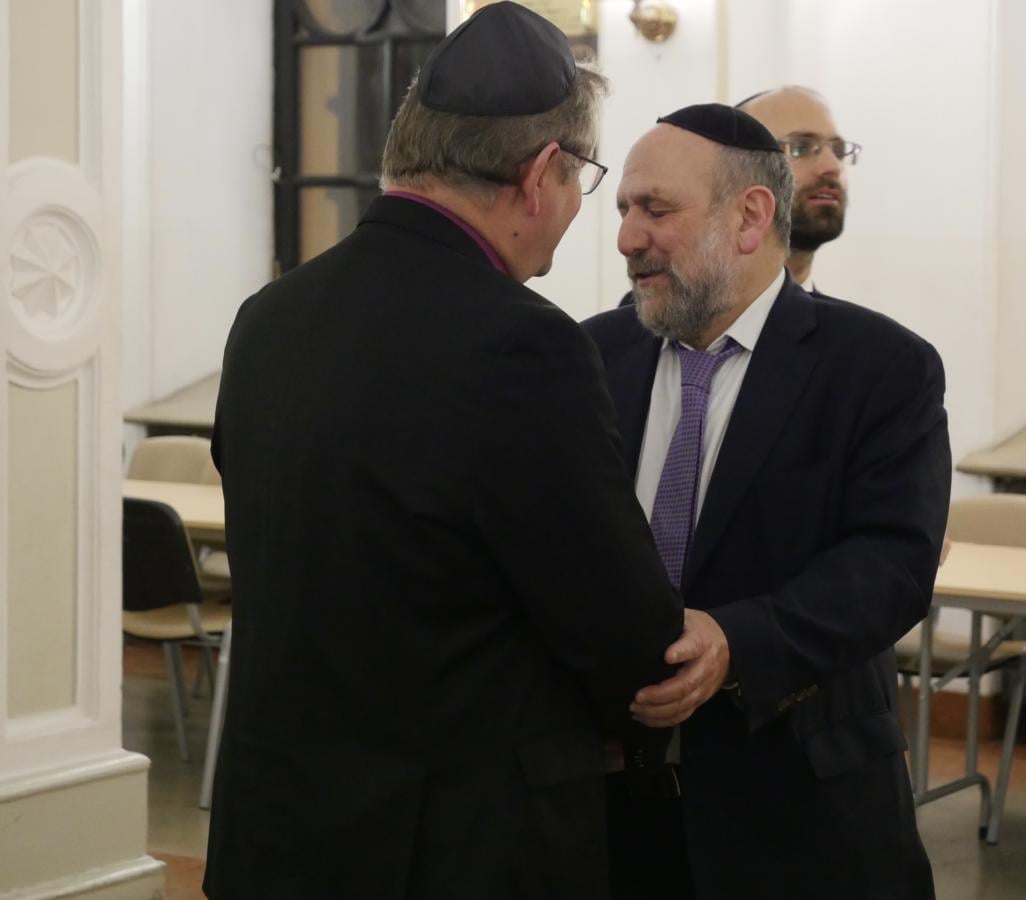 modlitwa o pokój w warszawskiej synagodze